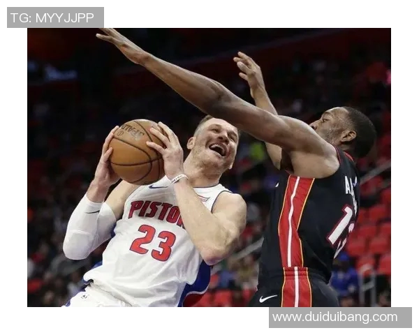 贾诚的成长之路：从默默无闻到璀璨人生的奋斗故事